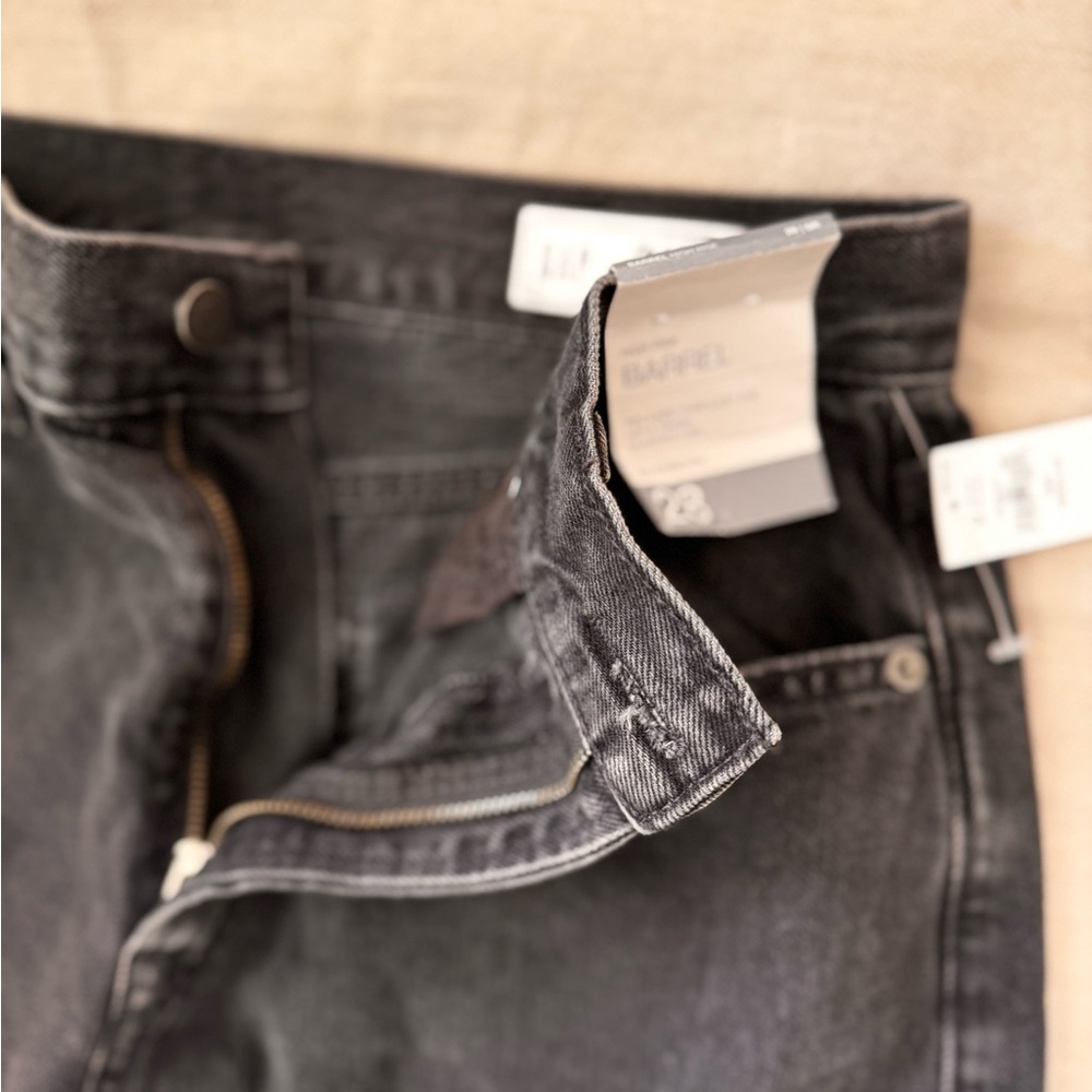 Black high rise barrel Denim Jeans